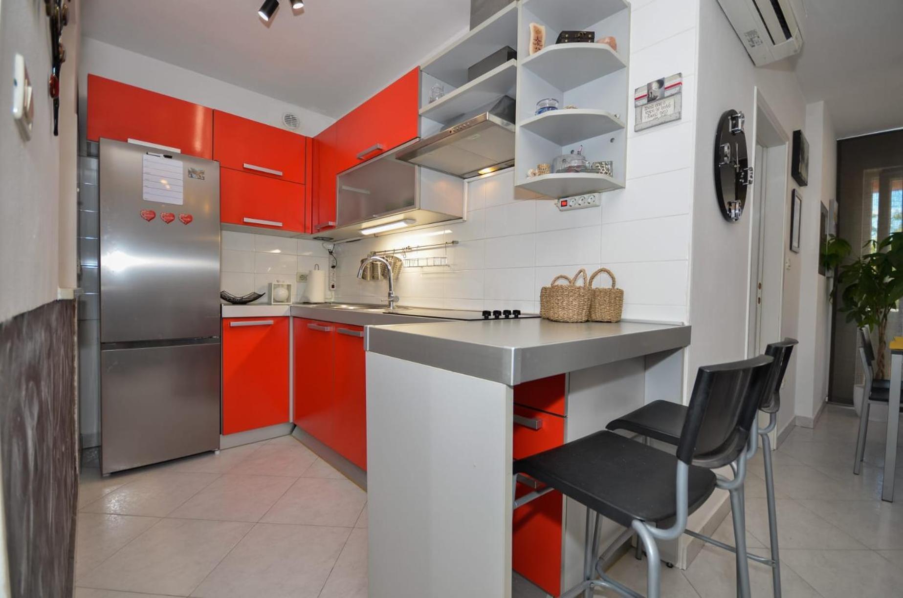 Kiki Apartment *